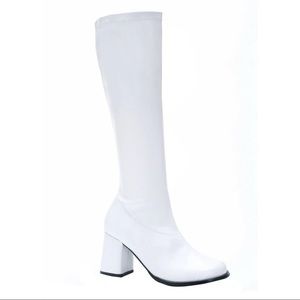 Women’s GoGo Boots size 6